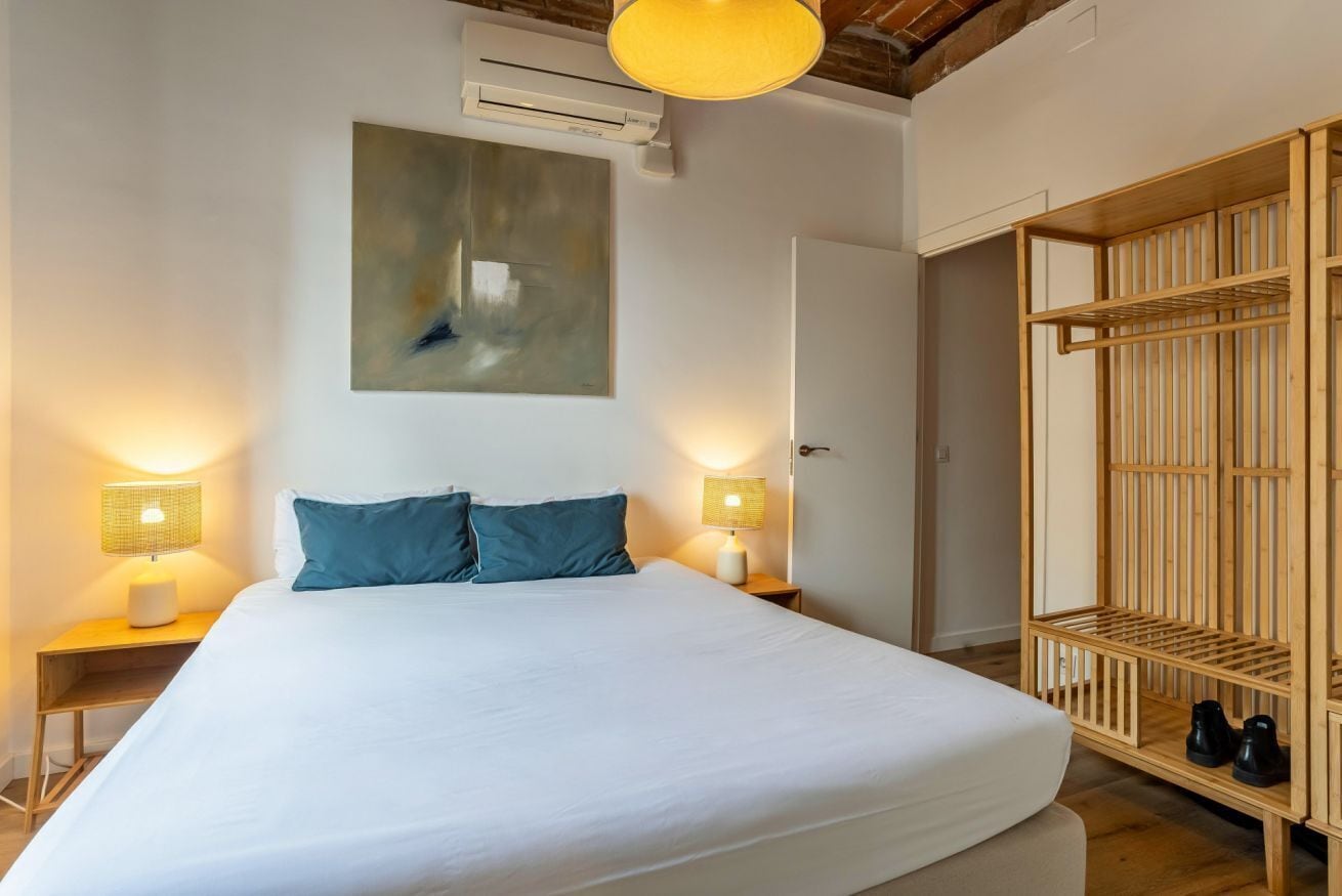 3 bedrooms, iron/ironing board, travel crib, WiFi