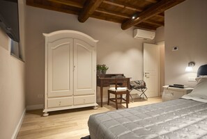 1 Schlafzimmer, Zimmersafe, Bügeleisen/Bügelbrett, kostenloses WLAN