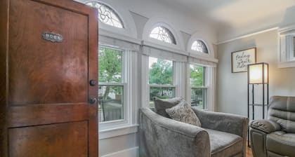 ★Grosse Pointe Getaway★ ★Downtown Detroit Close★