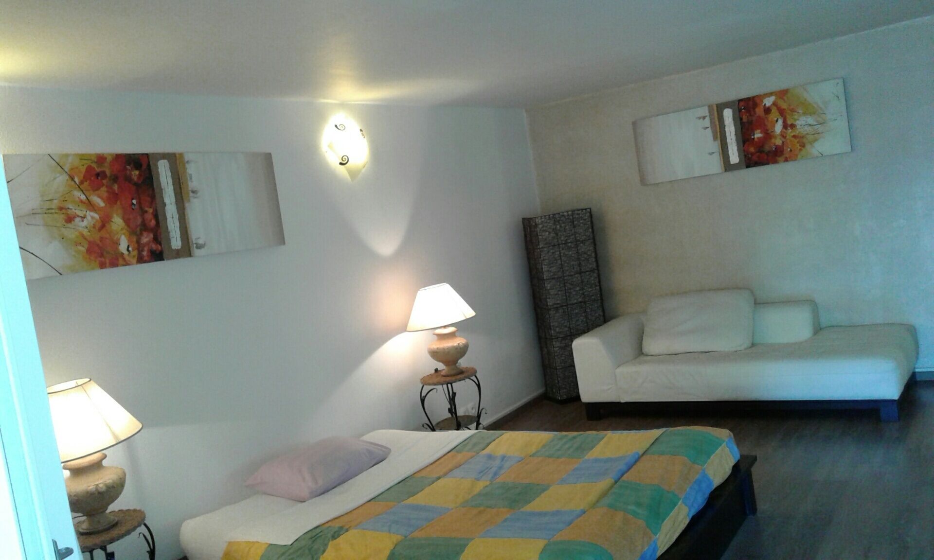2 bedrooms