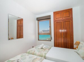 3 habitaciones, tabla de planchar con plancha y wifi gratis