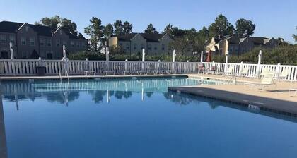 GORGEOUS 2 Bedroom Golf & Beach Retreat en Legends Golf Course