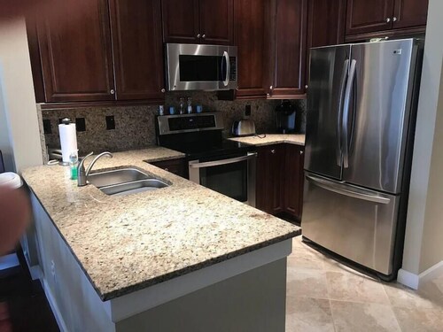 Gorgeous 2 Bedroom Condo in Legends Golf Community