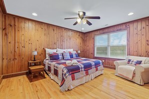 8 bedrooms, free WiFi, bed sheets - Arches: 8  BR, 8  BA House in Crane Hill, Sleeps 24 (Crane Hill)