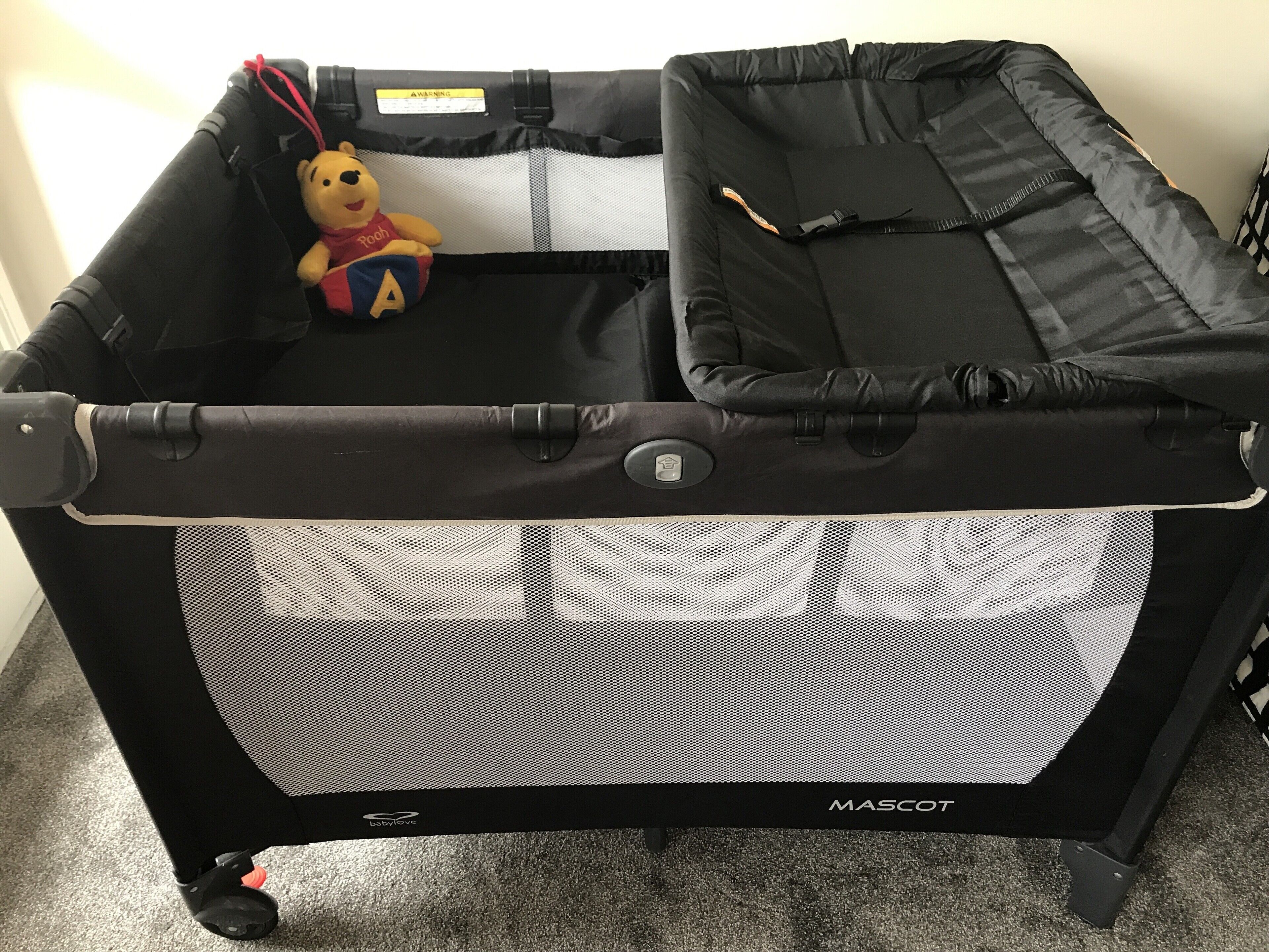 3BR Holiday Home Near CBD- Walk to Flemington Racecourse & Melbourne Showgrounds — image 3