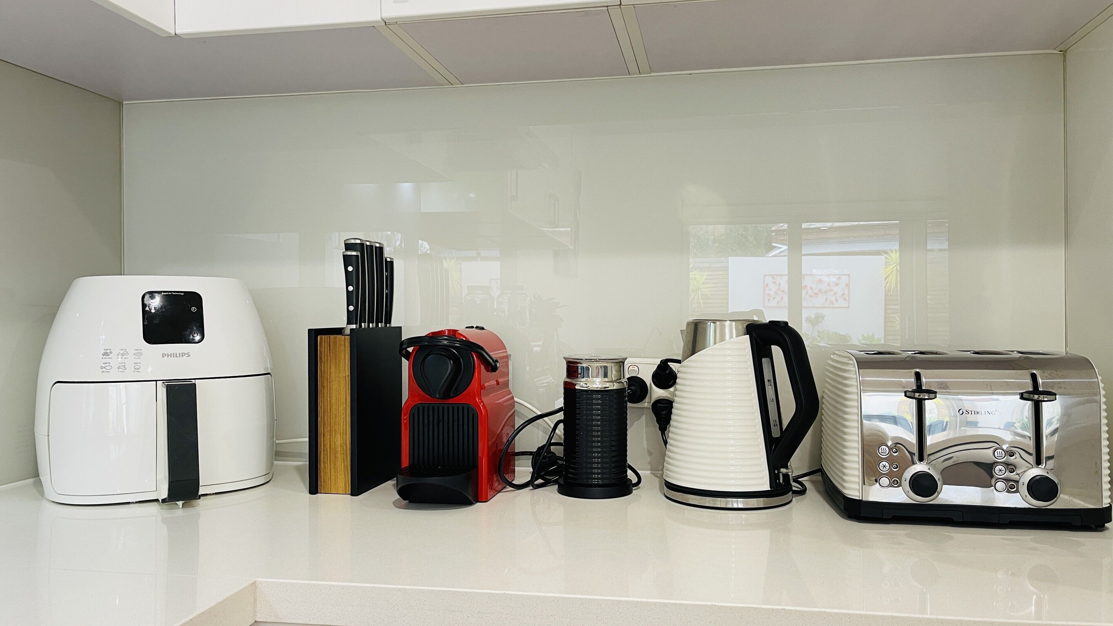 3BR Holiday Home Near CBD- Walk to Flemington Racecourse & Melbourne Showgrounds — image 18