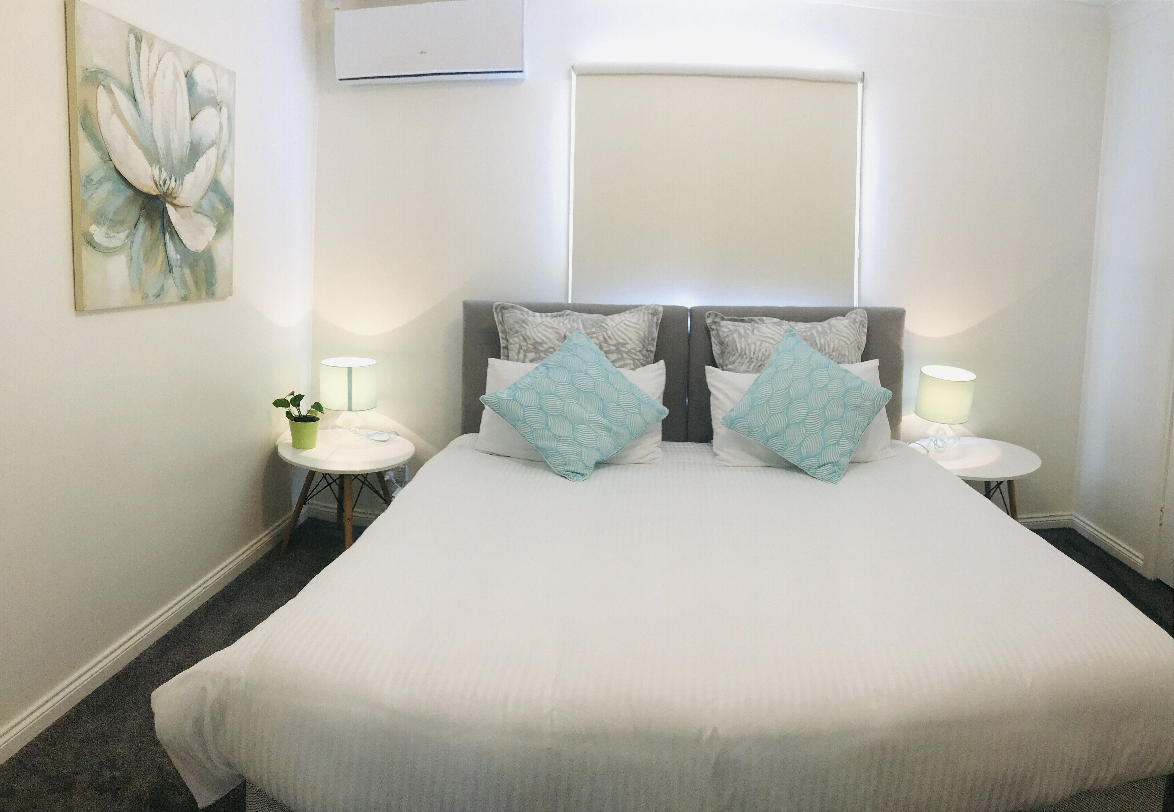 3BR Holiday Home Near CBD- Walk to Flemington Racecourse & Melbourne Showgrounds — image 12