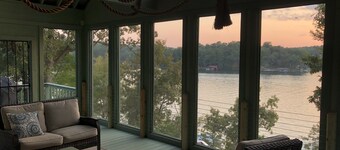 Little A-frame, Big porch on Lake Hamilton, Boat Dock, Deck, Fire pit, Kayaks