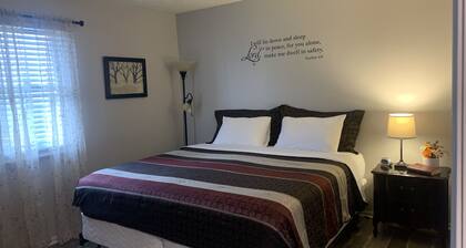 Ezekiel's Getaway Side 1 - near Ark Encounter with Game room