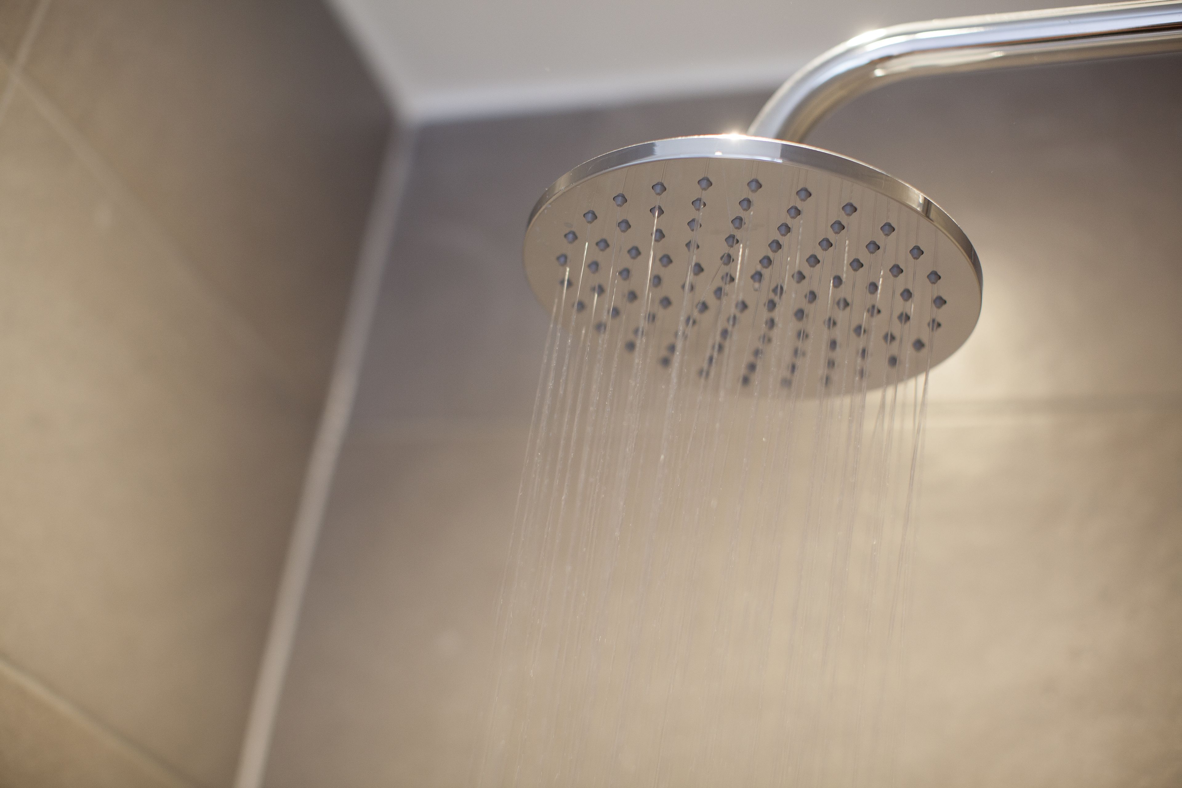 Cottage, 3 Bedrooms | Laptop workspace, iron/ironing board