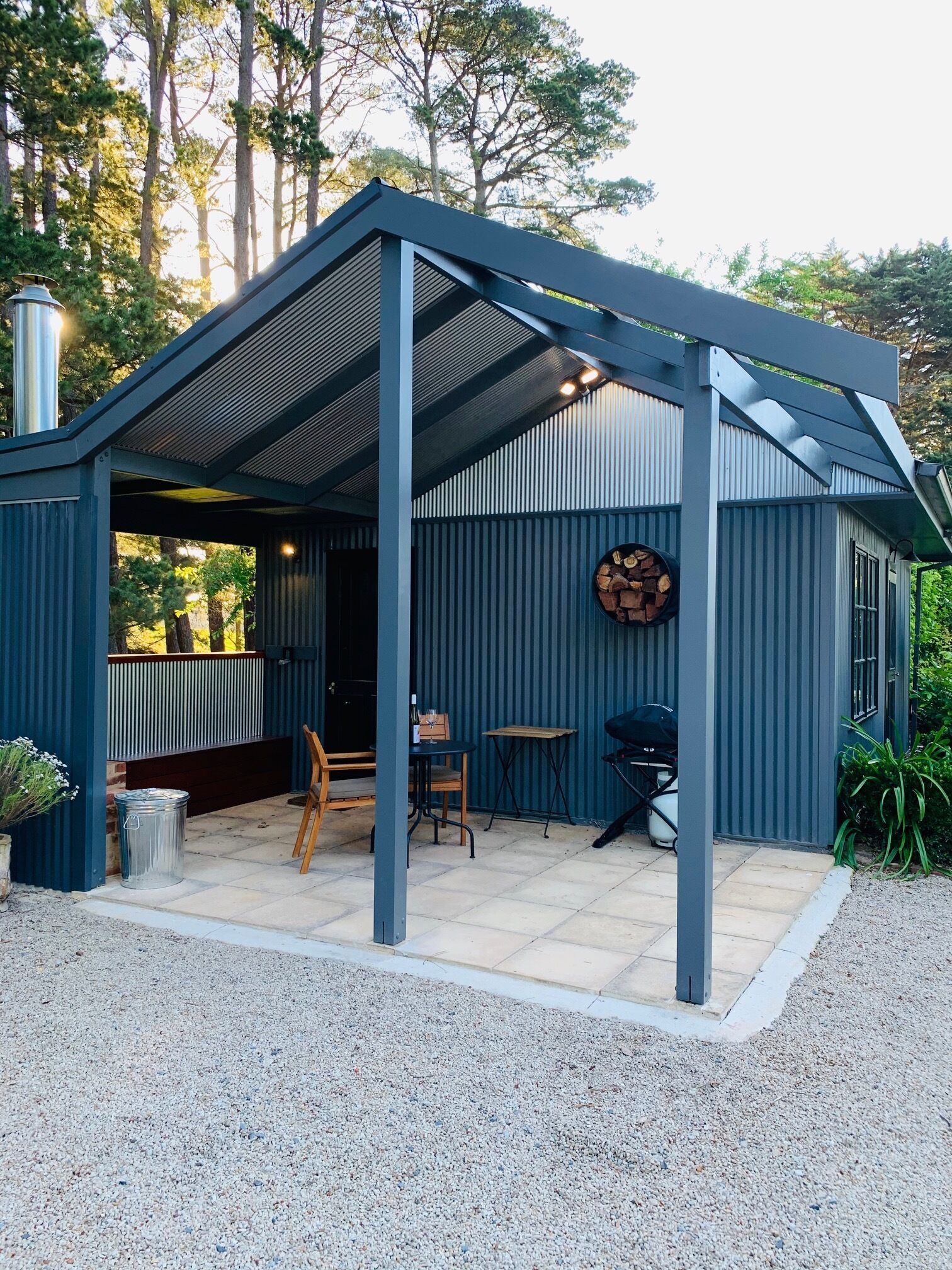 Winemaker's Hut - the idyllic weekend break away — image 4