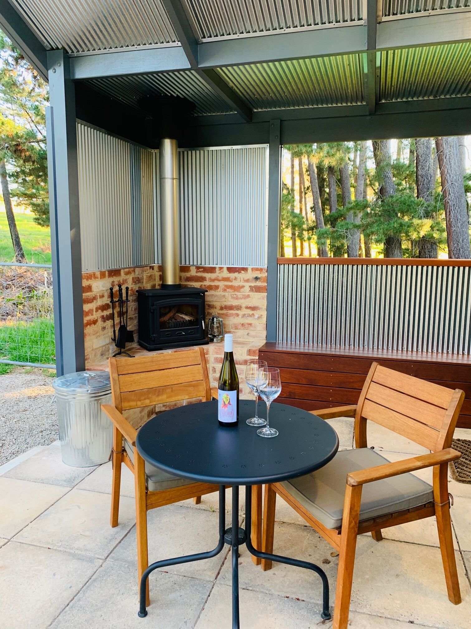 Winemaker's Hut - the idyllic weekend break away — image 10