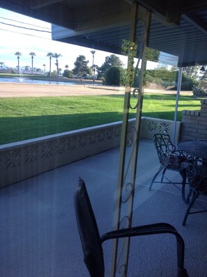 Outdoor dining - Apartment for rent on golf course will consider six months rental (Sun City)