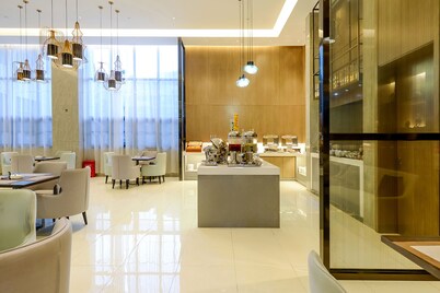 City Comfort Inn Huanggang Luotian County Yishui Waitan