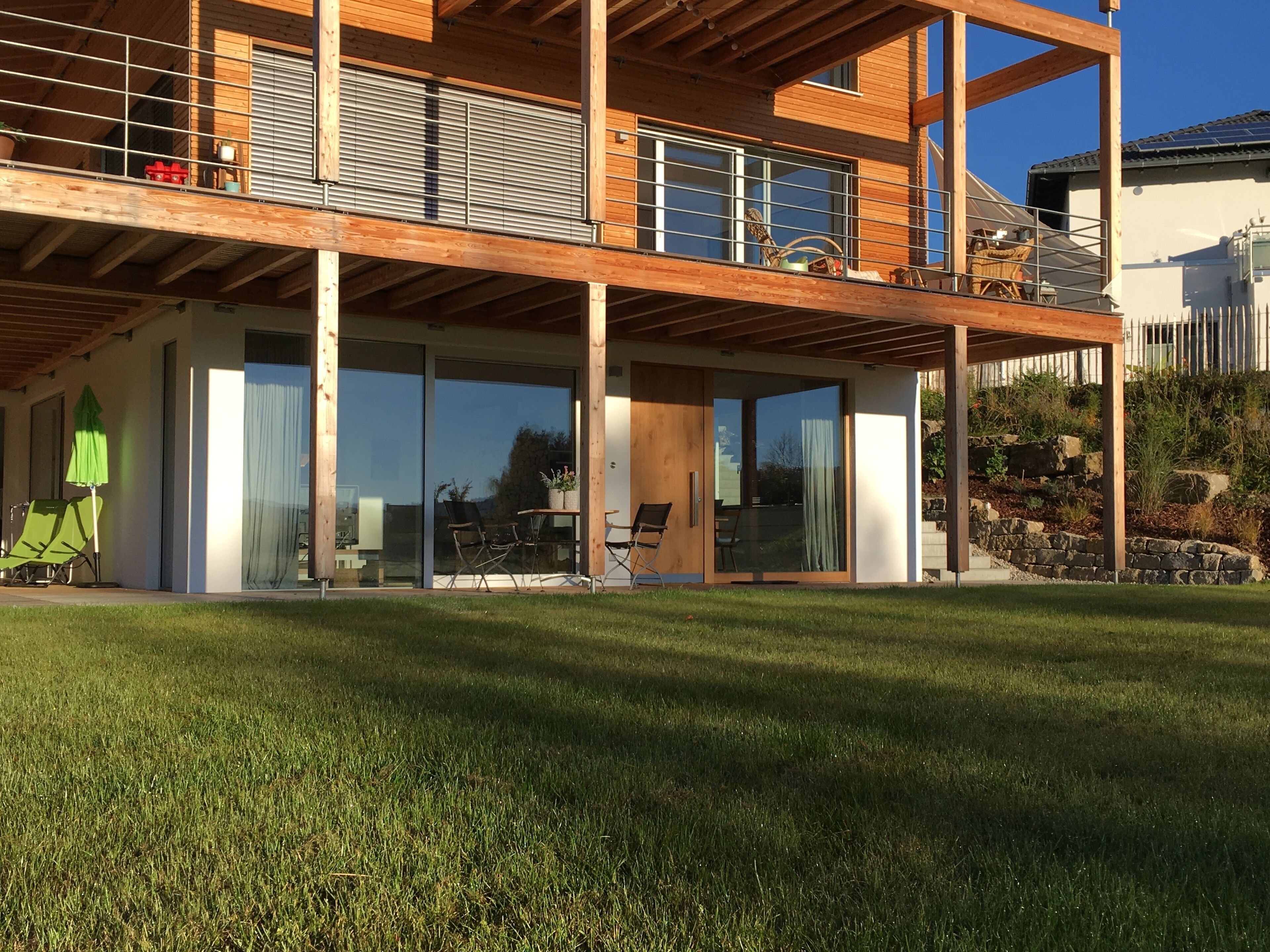 المنشأة من الخارج