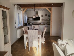 Dining - Vacation apartment Heimathafen - Holiday apartment Heimathafen Schwackendorf (Hasselberg)