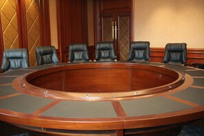 Meeting facility - DaXingAnLing Jinma Palace (Hulunbuir)