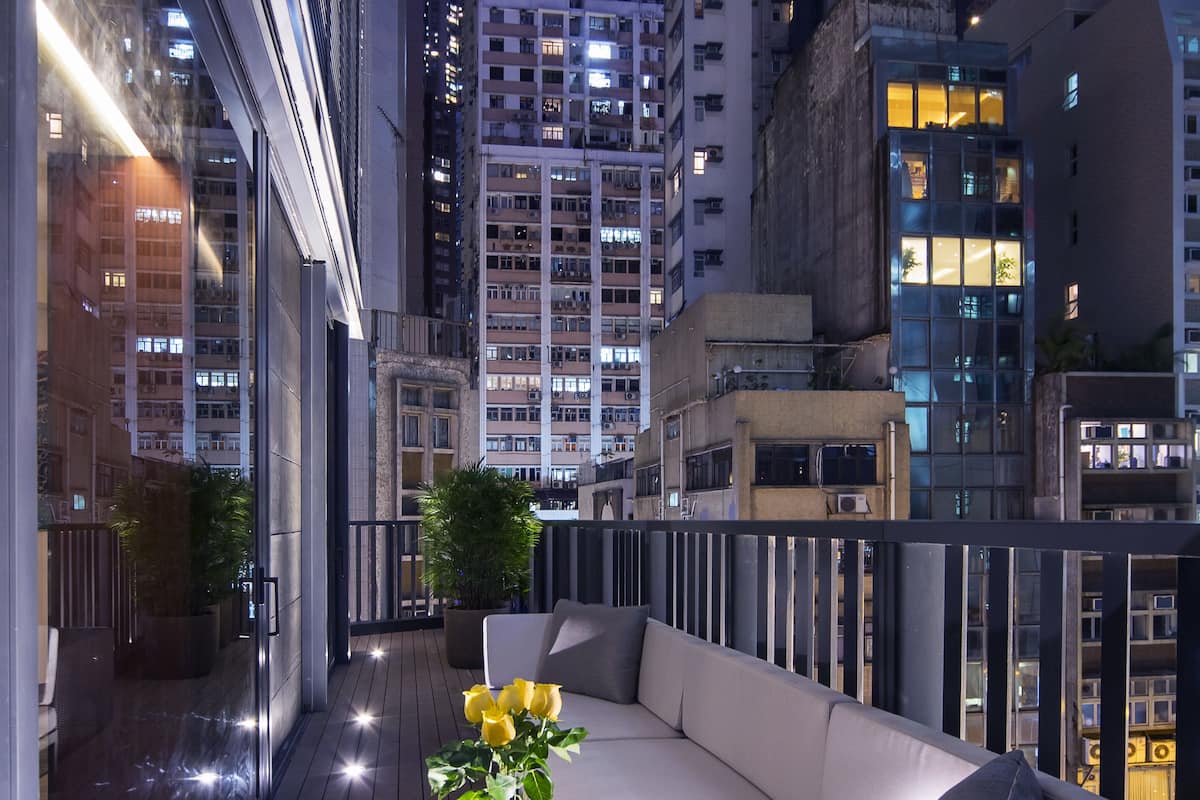 Elite studio suite, 1 kingsize bed, niet-roken, balkon | Uitzicht op de stad