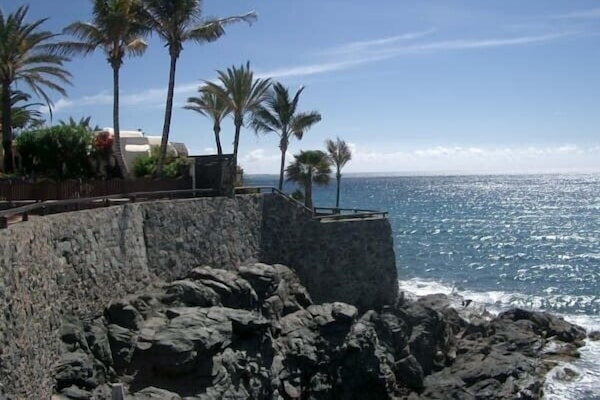 Bezaubernde Villa auf herausragendem Felsen