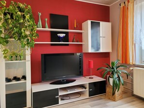 Unclassified image, 4 of 24, button