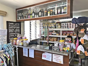 Snack bar