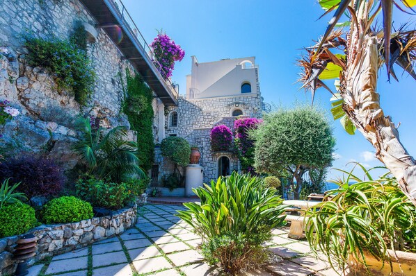 Property grounds - LE CAP DE NICE VI4150 by RIVIERA HOLIDAY HOMES (Niza)