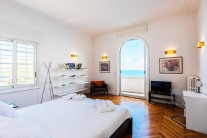 3 camere, ferro/asse da stiro, Wi-Fi gratuito, lenzuola