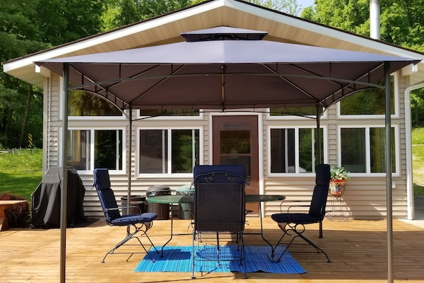 屋外ダイニングエリア