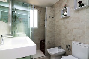 Shower, towels - Ocean II 9-C (Benidorm)