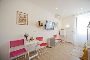 Dining - Guesthouse Bulovic in the Split center (Split)