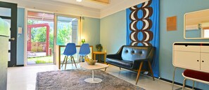 노르딕 | 거실 | 케이블 채널 시청이 가능한 42인치 LED TV, TV