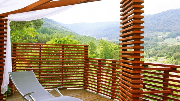 Villa, bubbelbad (Nordic) | Uitzicht vanaf balkon