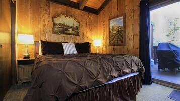 3 bedrooms, WiFi (free), bed sheets