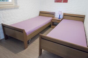 2 bedrooms, bed sheets