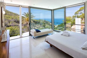 3 Schlafzimmer, Zimmersafe, Bügeleisen/Bügelbrett, kostenloses WLAN