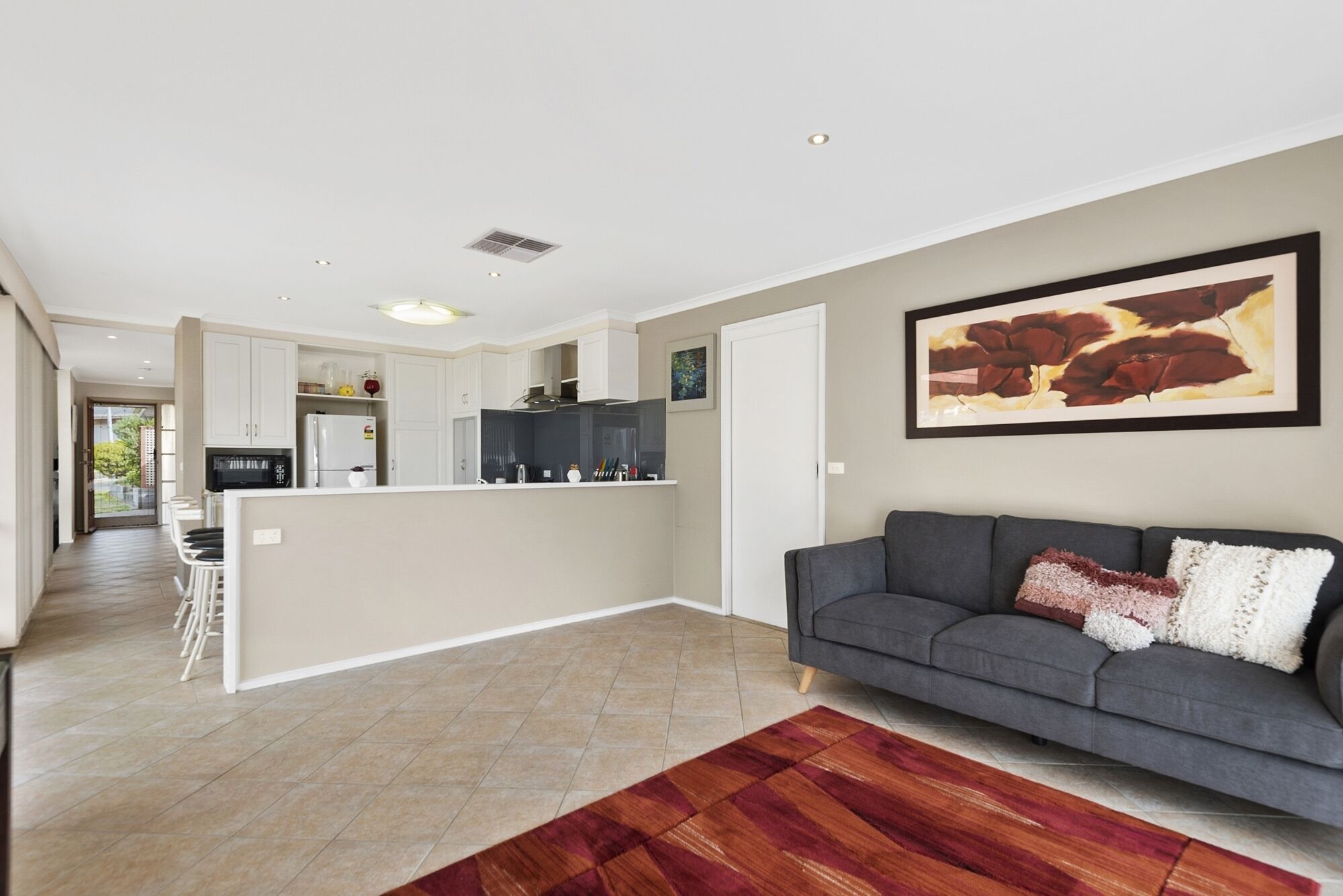 Comfort and space ! Just bring your suitcase. — image 4