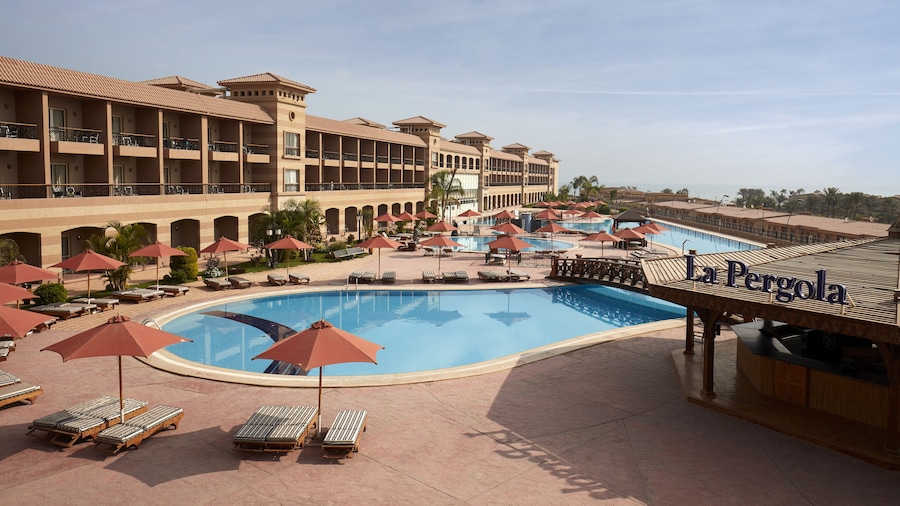 Coral Sea Beach & Aqua Park