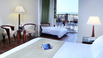 In-room safe, individually decorated, individually furnished, desk