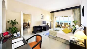 Suite Luxe | 1 chambre, minibar, coffres-forts dans les chambres, bureau