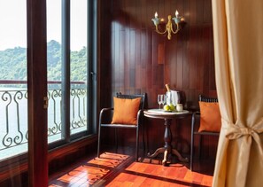 President Suite for 2 People | Terrace/patio - Indochine Lan Ha Bay (Ha Long)