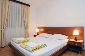 Premium Apartment, Multiple Beds, Non Smoking, Garden View | In-room safe, soundproofing, free WiFi, bed sheets - D&R Boreta Apartments (Budva)