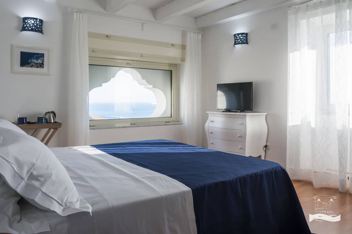 Habitación doble Deluxe, 1 cama Queen size y sofá cama (La Piazzetta) | Sábanas italianas Frette y ropa de cama de alta calidad