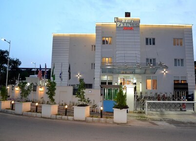 Best Premier Hotel