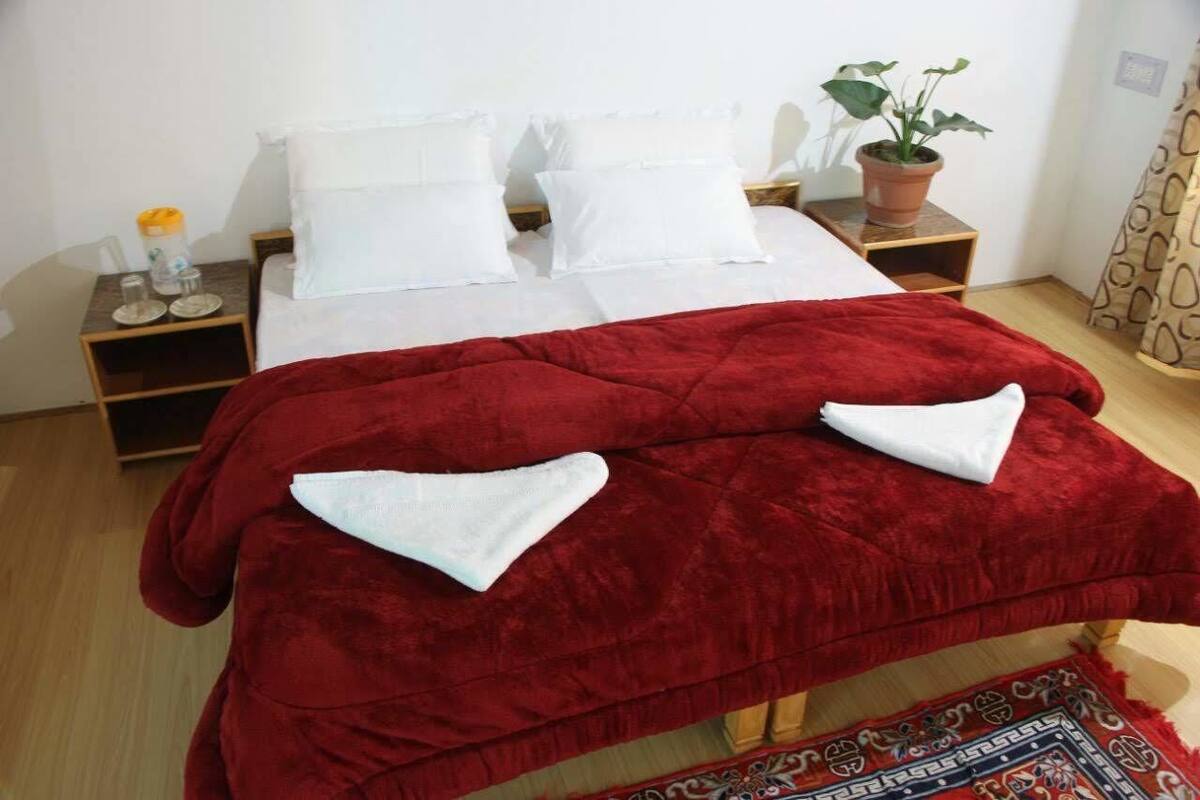 Soundproofing, iron/ironing board, free WiFi, bed sheets