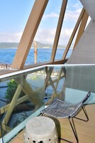 Ocean View Honeymoon Suite | Balcony view