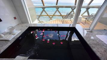 Ocean View Loft Suite, No Smoking | Jetted tub
