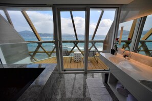 Ocean View Family Loft Suite | Balcony view