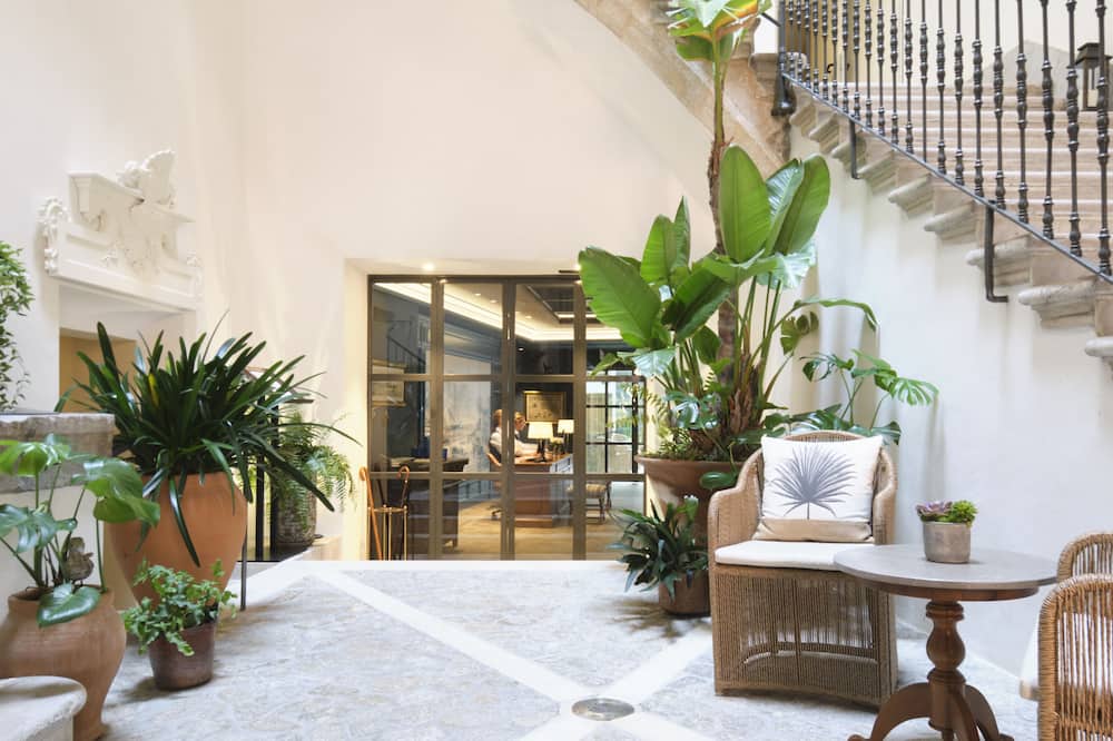 Antigua Palma Casa Noble Hotel