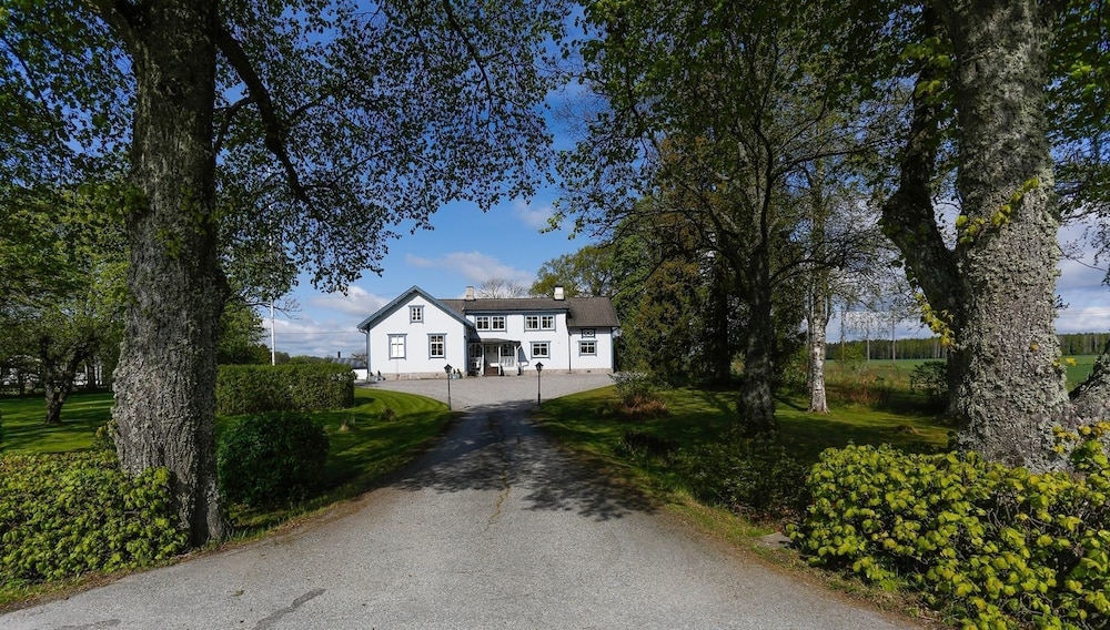 فنادق بتصنيف نجوم (2)