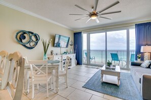 Smart TV, DVD player - BEACHFRONT MILLION DOLLAR VIEW! Boardwalk Beach Family Friendly Resort For You! (Panama City Beach)